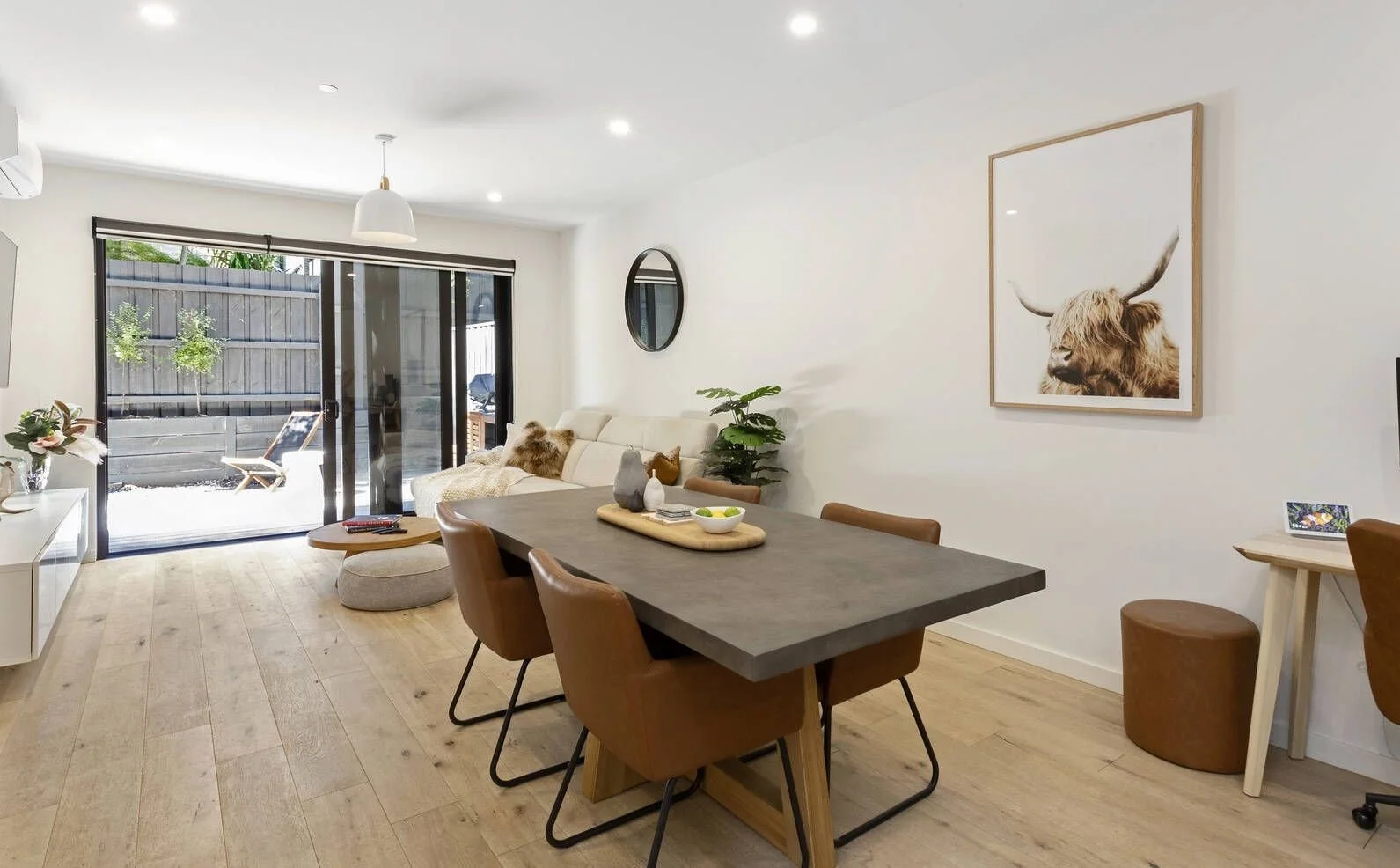 Bentleigh - 16-18 Hamilton Street, Bentleigh, VIC 3204 - Townly - 11.jpg