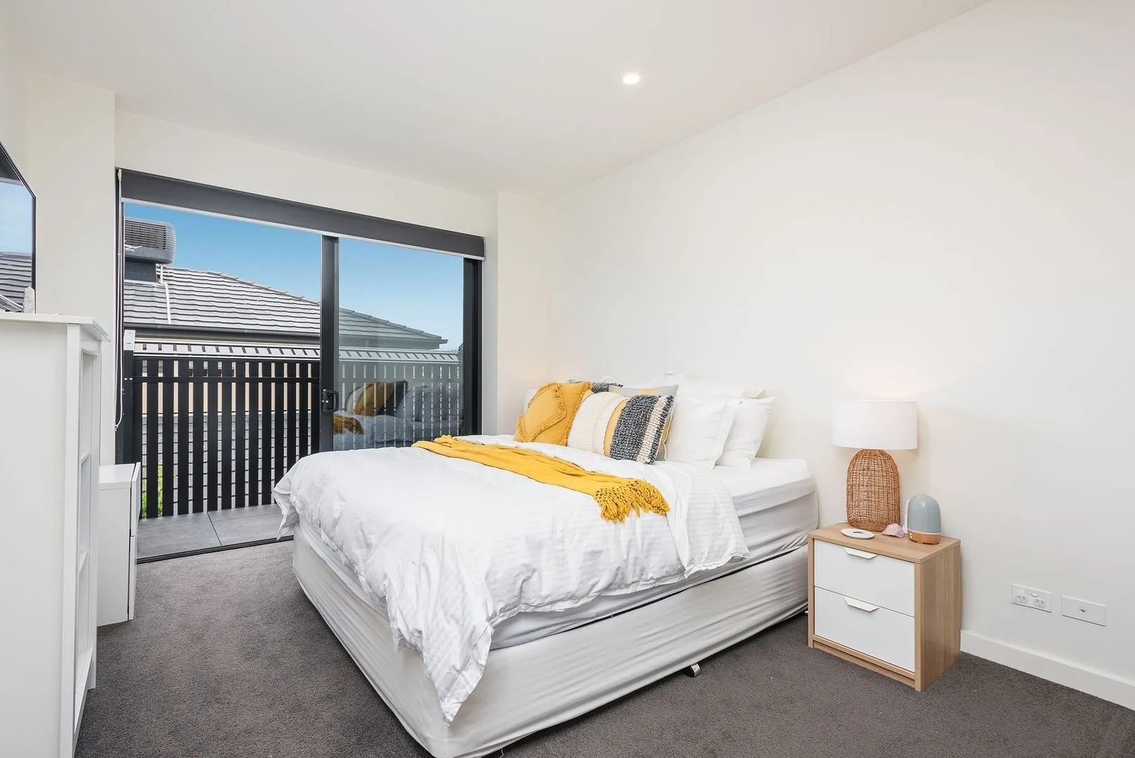 Bentleigh - Olson - 37-39 Nicholson Street, Bentleigh, VIC 3204 - Townly - 17.jpg