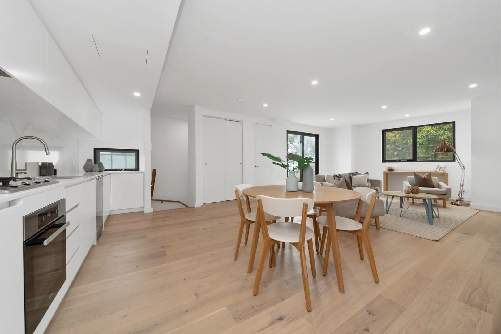 Mordialloc - 437 Main Street, Mordialloc, VIC 3195 - Townly - 8.jpg