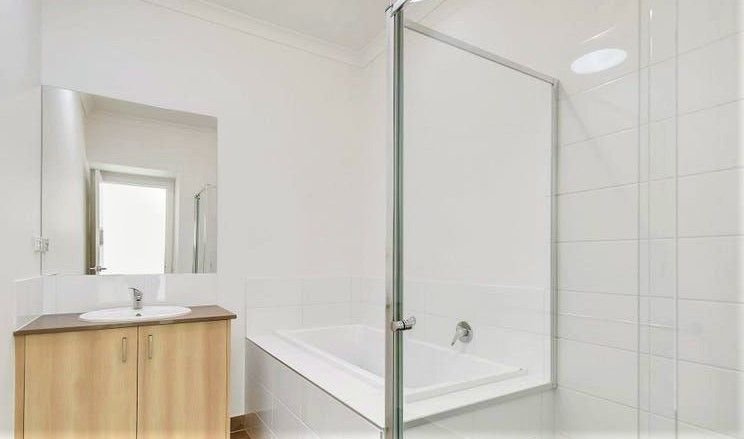 Berwick - Centaflora - 373-375 Centre Road, Berwick, VIC 3806 - Townly - 17.jpg
