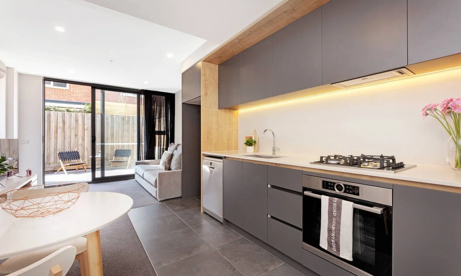 Carnegie - Vivant - 1170 Dandenong Road, Carnegie, VIC 3163 - Townly - 4.jpg