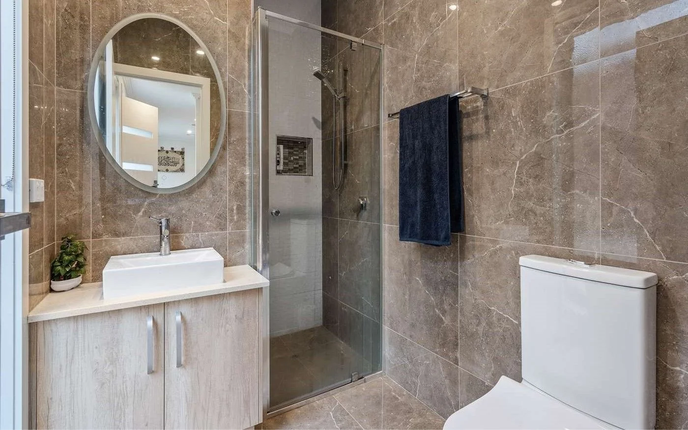 Endeavour Hills - 81 Aldridge Street, Endeavour Hills, VIC 3802 - Townly - 7.jpg