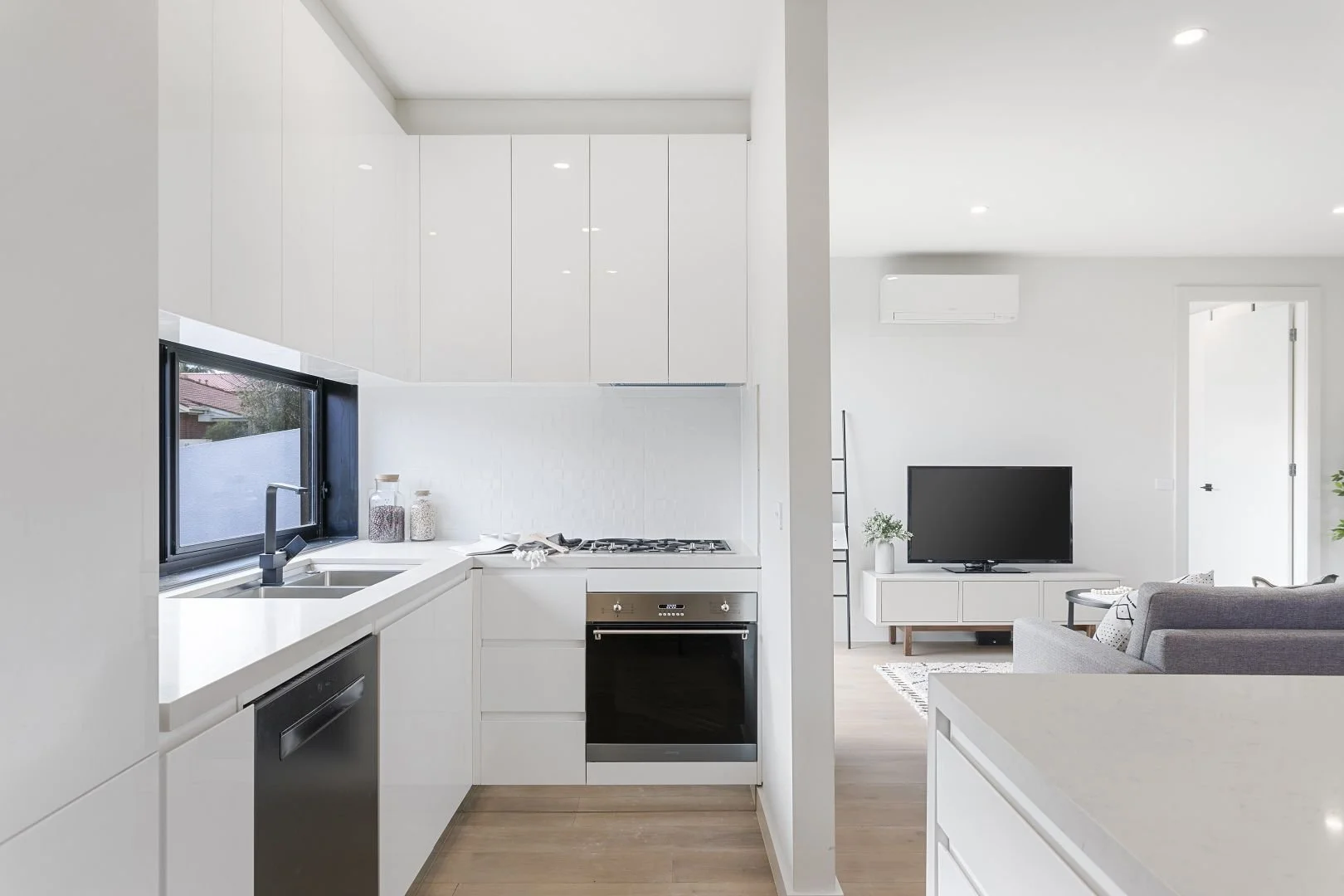 Murrumbeena - 17 Rosella Street, Murrumbeena, VIC 3163 - Townly - 18.jpg