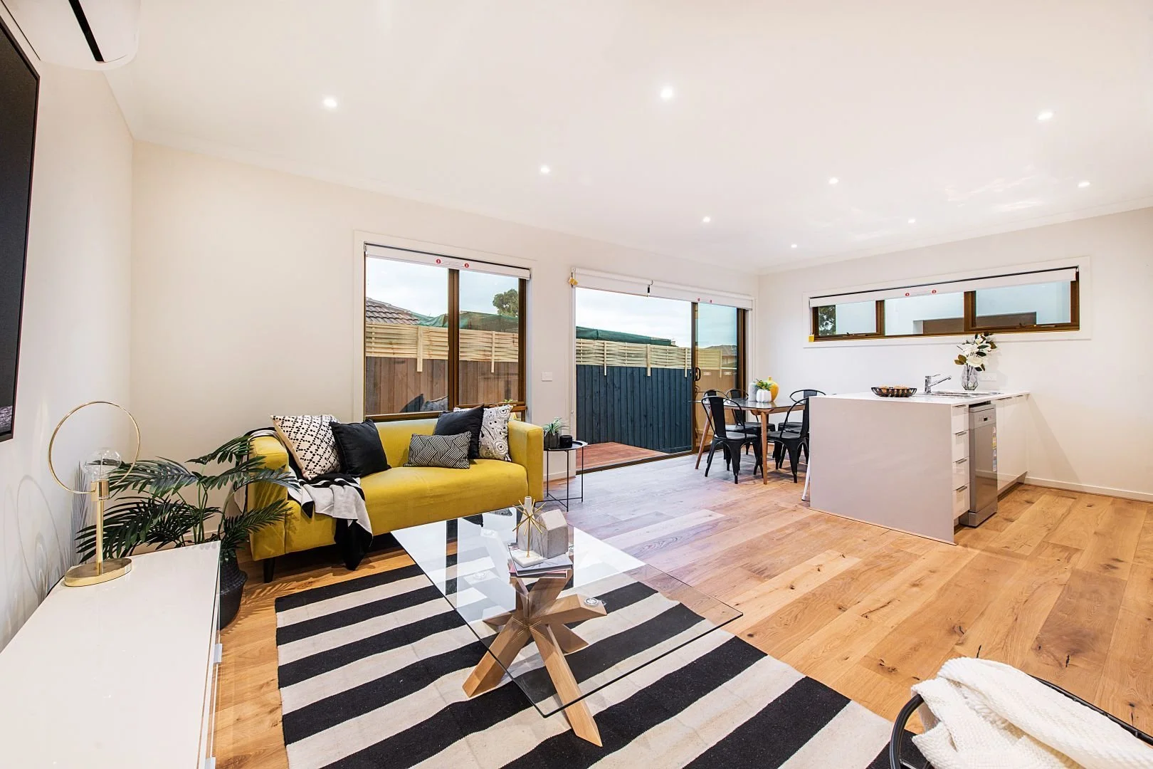 Rowville - 8 Hillview Avenue, Rowville, VIC 3178 - Townly - 19.jpg
