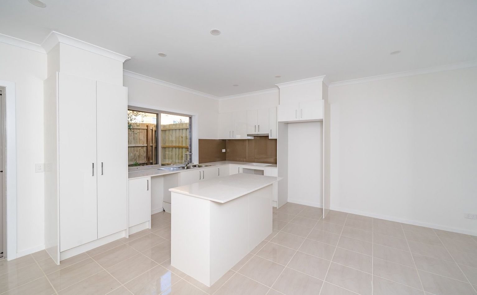 Rowville - 4 Lidgate Avenue, Rowville, VIC 3178 - Townly - 2.jpg