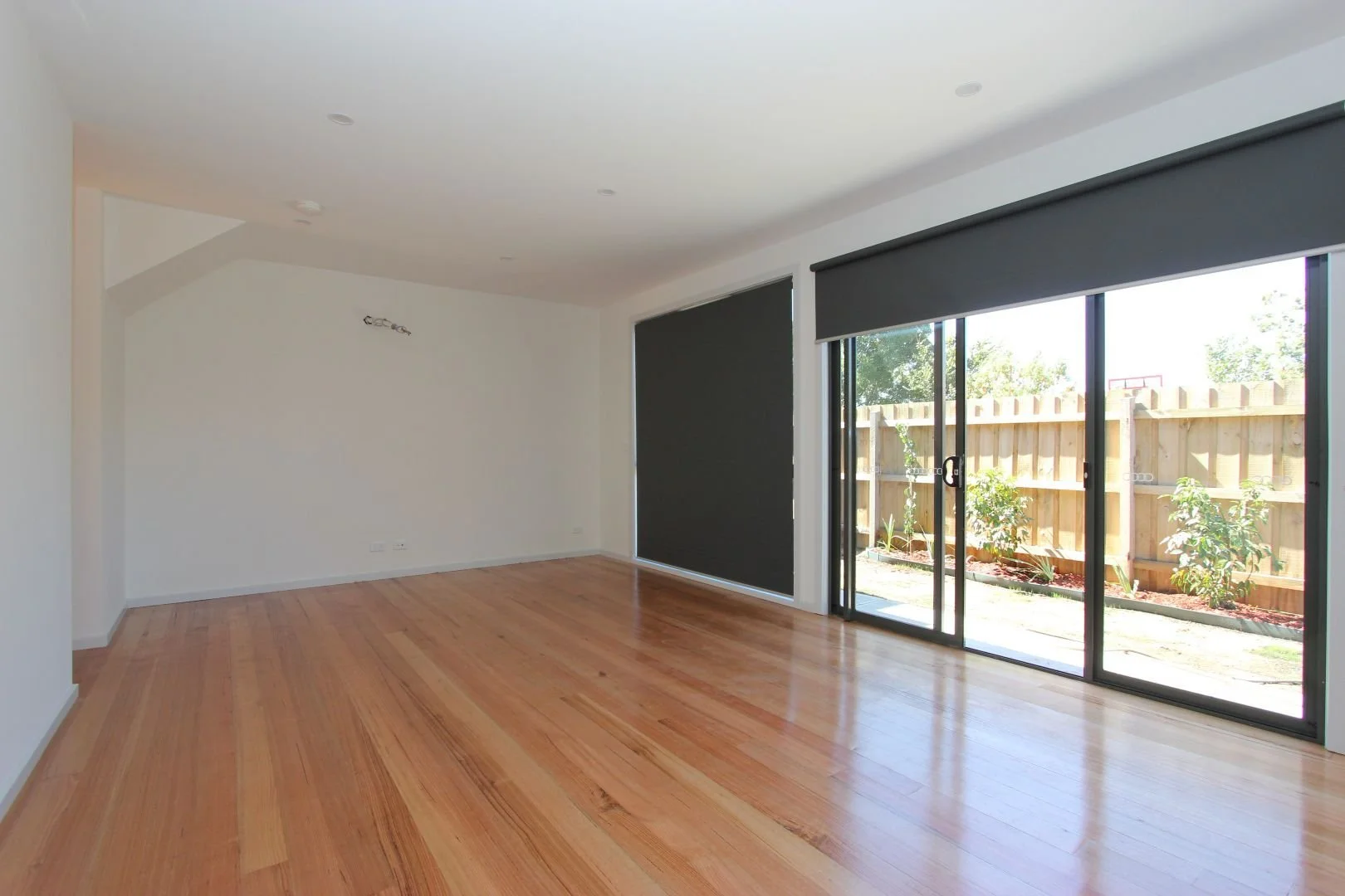 Braybrook - 27 Burnett Avenue, Braybrook, VIC 3019 - Townly - 6.jpg