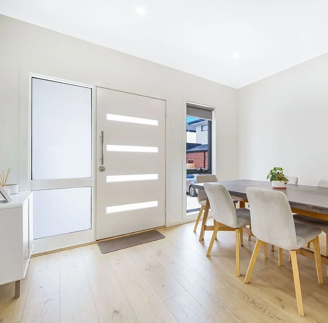 Narre Warren - 4 Sylvanwood Crescent, Narre Warren, VIC 3805 - Townly - 8.jpg