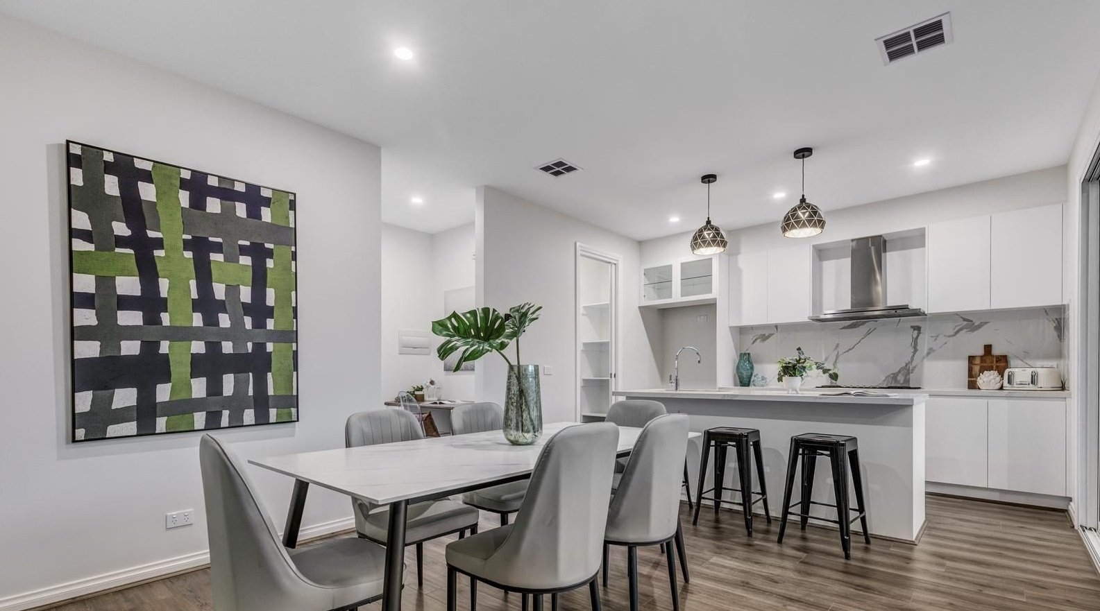 Nunawading - 39 Nicholson Road, Nunawading, VIC 3131 - Townly - 7.jpg