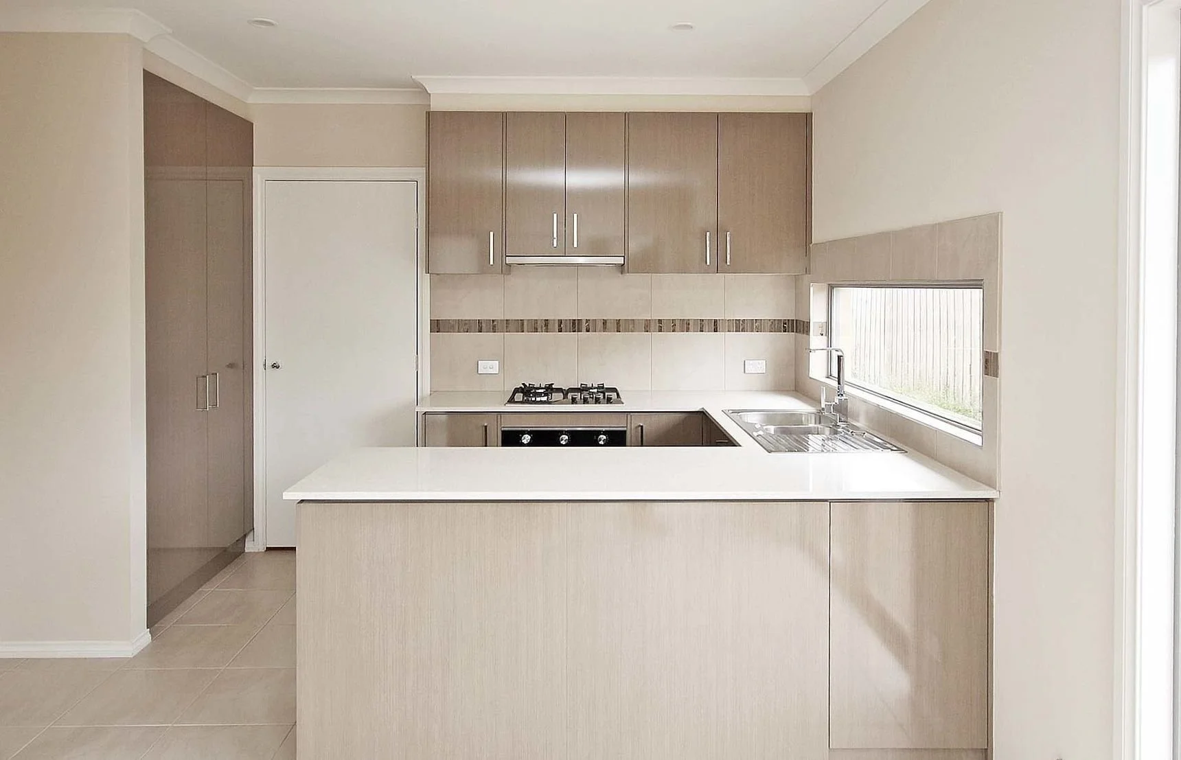 Cranbourne - 17 Valepark Crescent, Cranbourne, VIC 3977 - Townly - 7.jpg