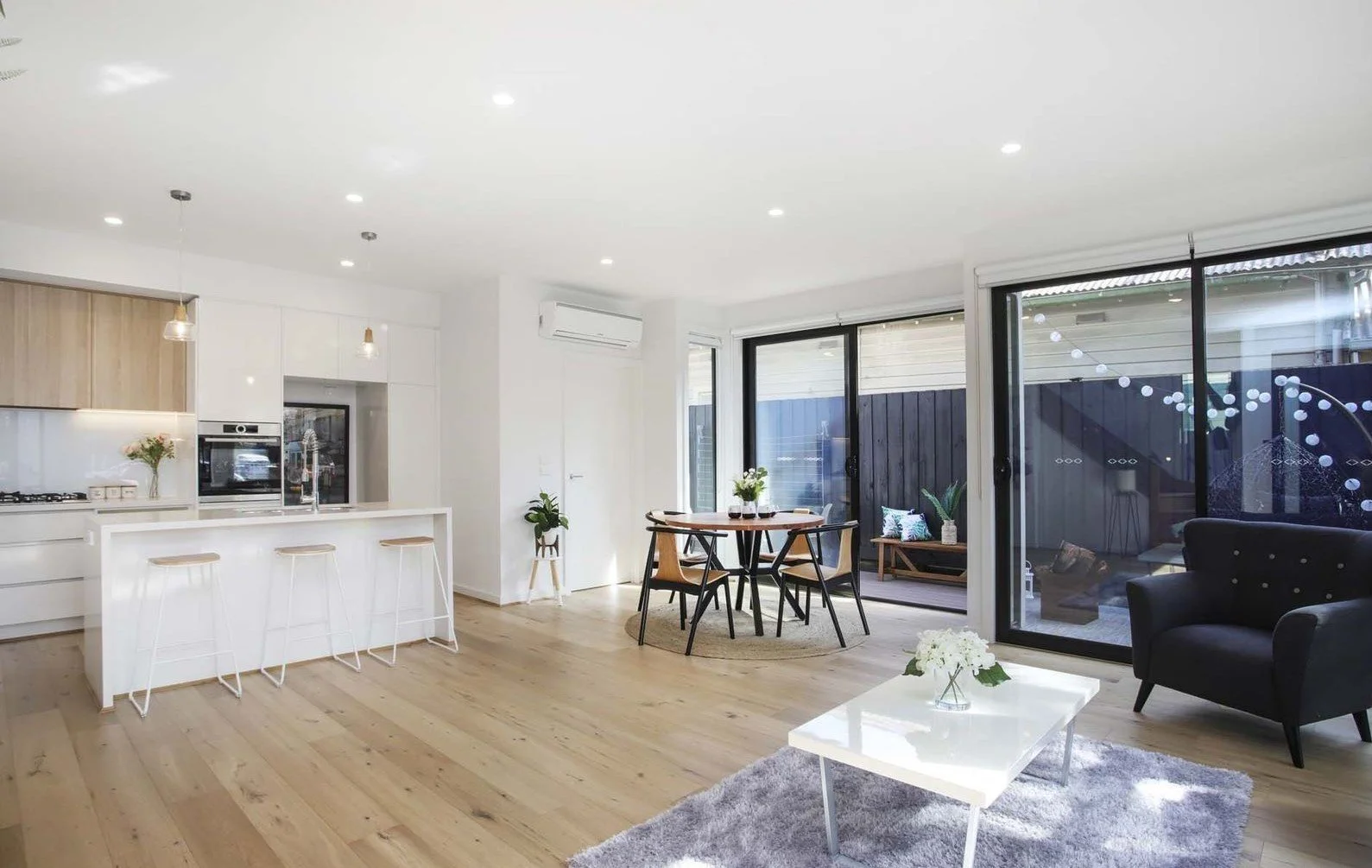 Footscray West - 19 Alma Street, Footscray West, VIC 3011 - Townly - 9.jpg