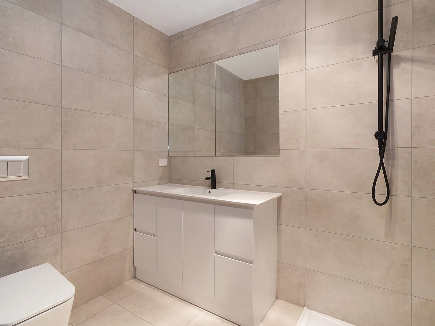 Maidstone - Bespoke - 25 Omar Street, Maidstone, VIC 3012 - Townly - 10.jpg
