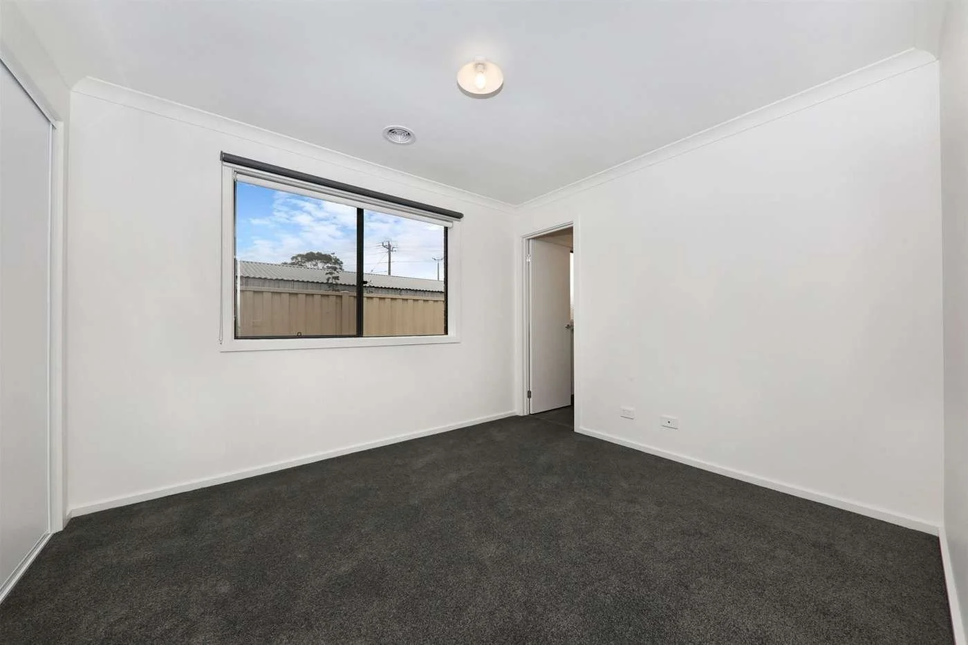 Springvale - 10 Burden Street, Springvale, VIC 3171 - Townly - 4.jpg