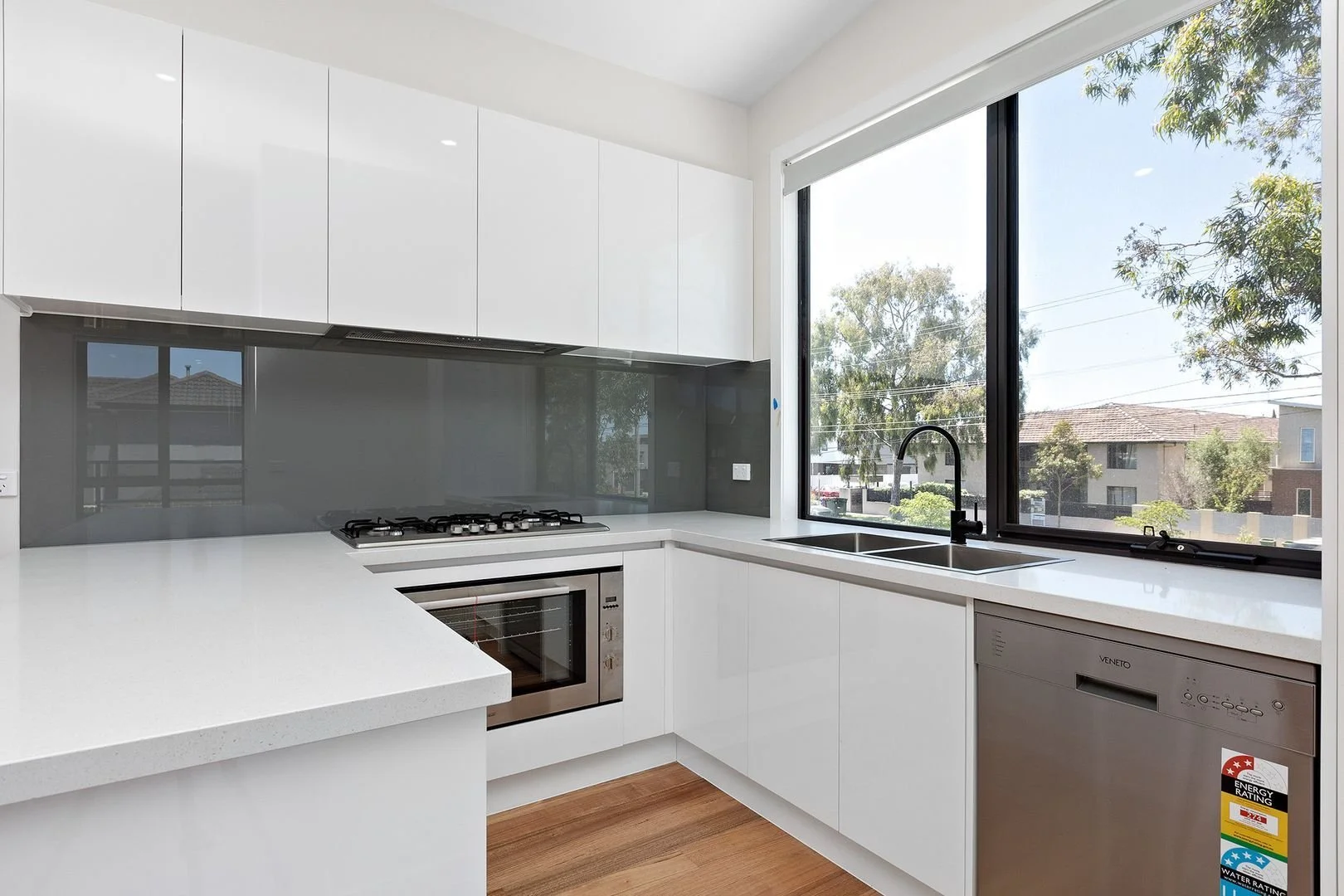 Maidstone - 16 Churchill Avenue, Maidstone, VIC 3012 - Townly - 7.jpg