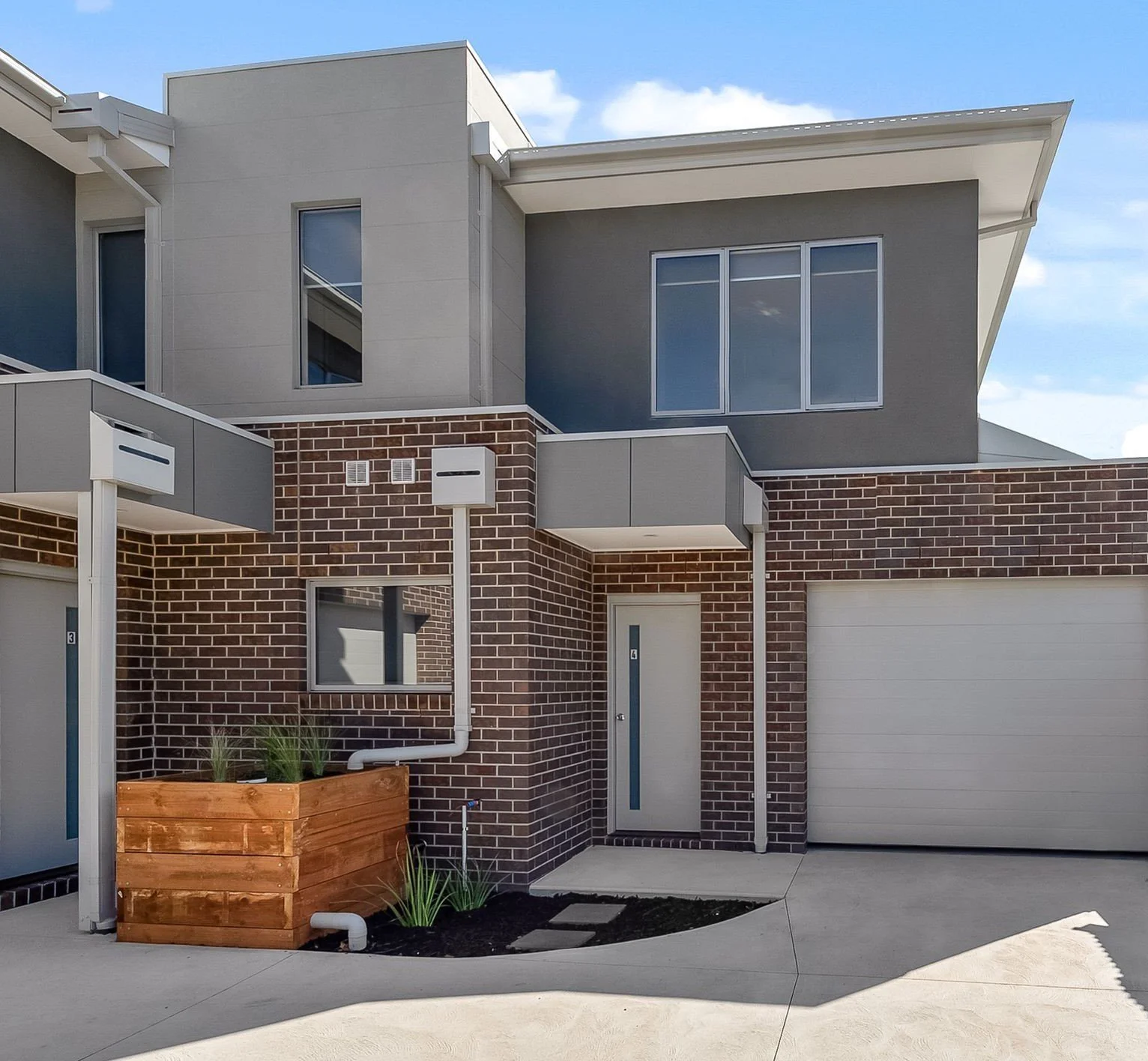 Maidstone - 33 Commercial Street, Maidstone, VIC 3012 - Townly - 9.jpg