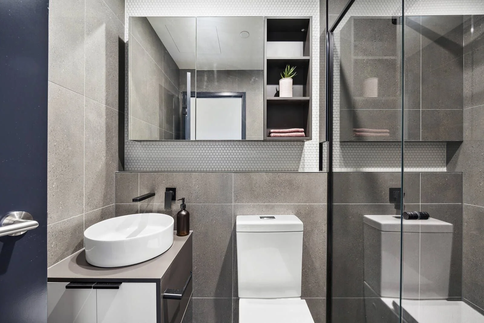 Yarraville - The Somerville - 96-102 Somerville Road, Yarraville, VIC 3013 - Townly - 2.jpg
