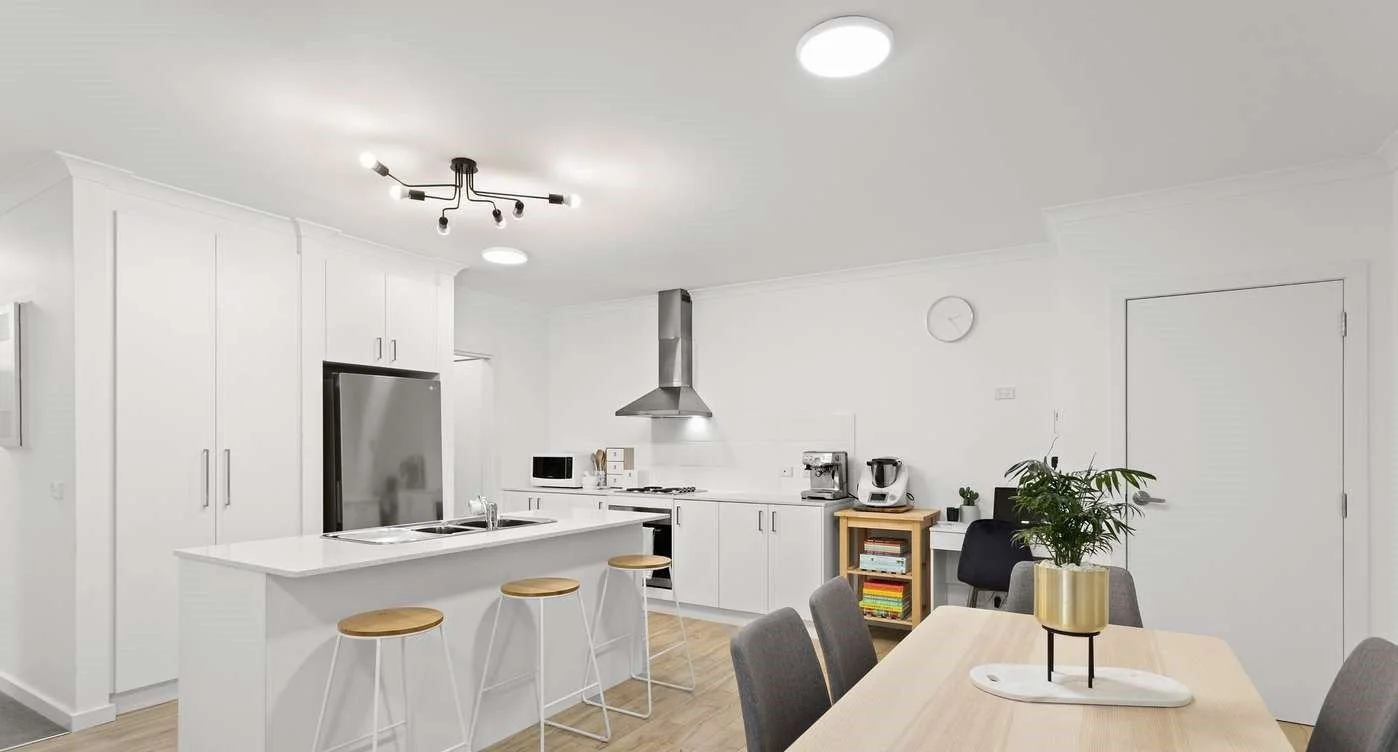 Frankston - 2 Omaroo Road, Frankston, VIC 3199 - Townly - 8.jpg