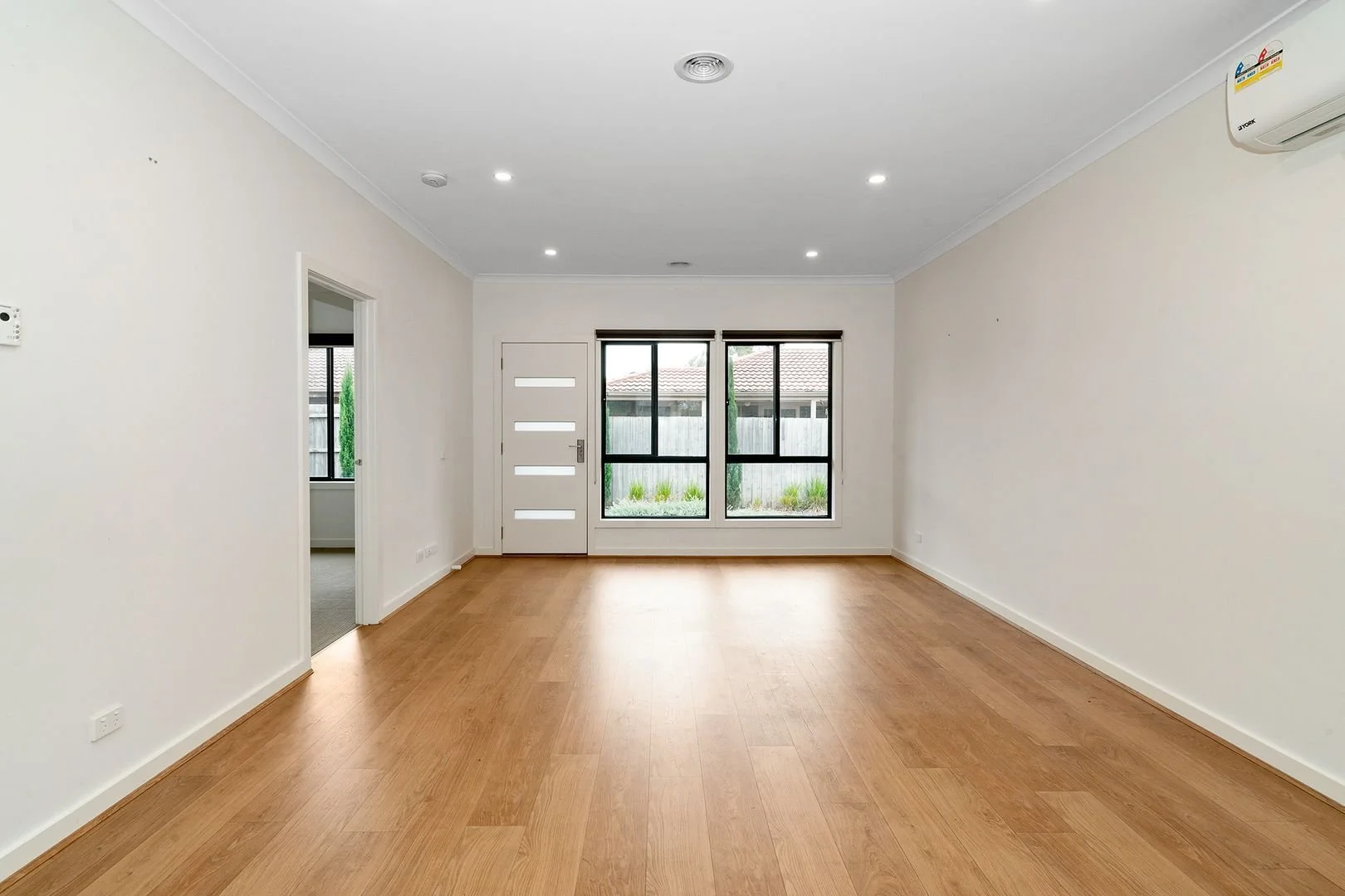 Hastings - 105 Marine Parade, Hastings, VIC 3915 - Townly - 22.jpg