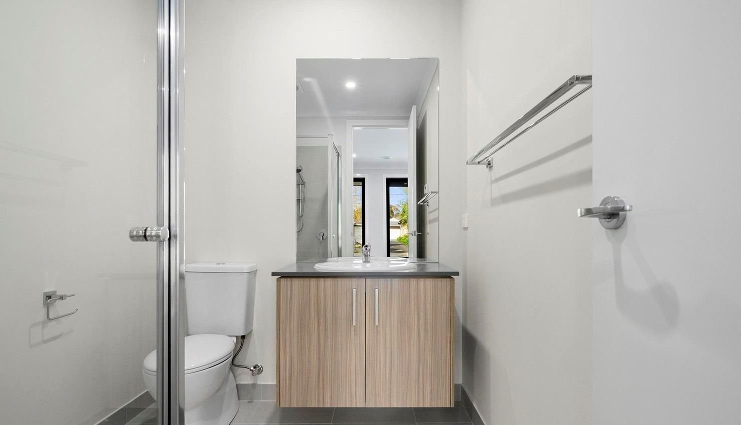 Croydon - 70 Mount View Parade, Croydon, VIC 3136 - Townly - 3.jpg