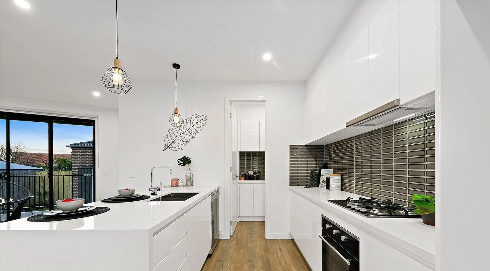 Dandenong North - 8 Reid Court, Dandenong North, VIC 3175 - Townly - 34.jpg