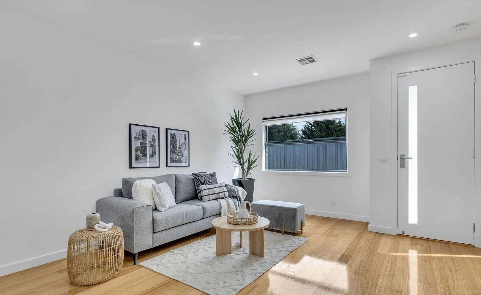 Laverton - 20 Robertson Crescent, Laverton, VIC 3028 - Townly - 8.jpg