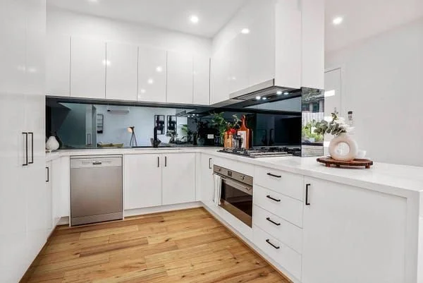 Mitcham - 5 James Avenue, Mitcham, VIC 3132 - Townly - 6.jpg