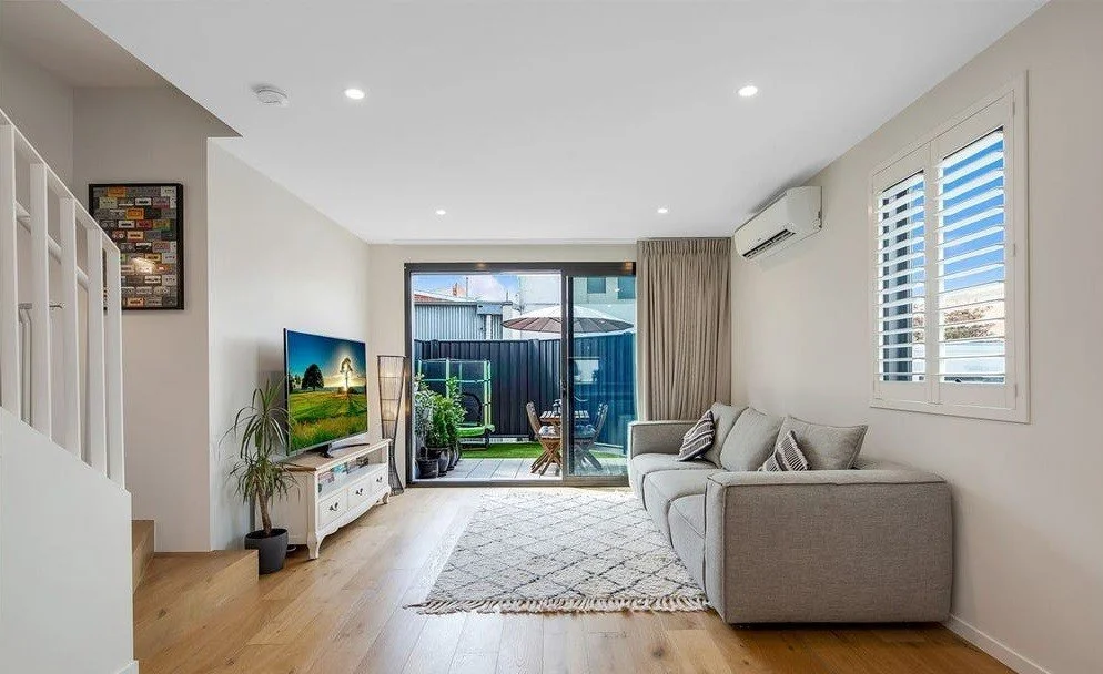 Mckinnon - 3 Adelaide Street, Mckinnon, VIC 3204 - Townly - 3.jpg
