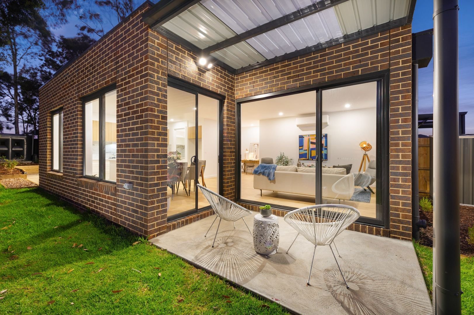 Bundoora - 4 Berringa Court, Bundoora, VIC 3083 - Townly - 9.jpg