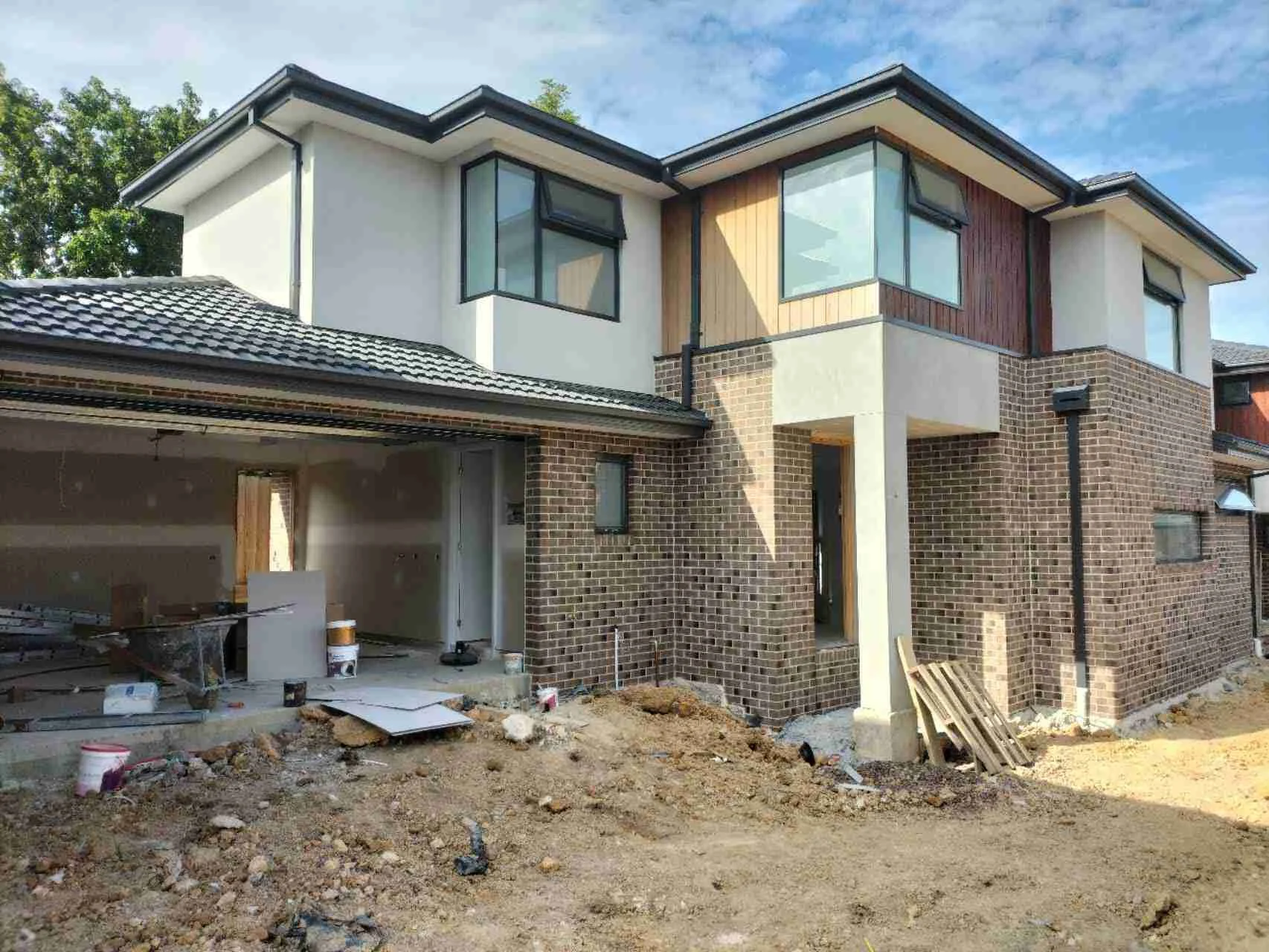 Doncaster East - 2 Lionel Street, Doncaster East, VIC 3109 - Townly - 2.jpg
