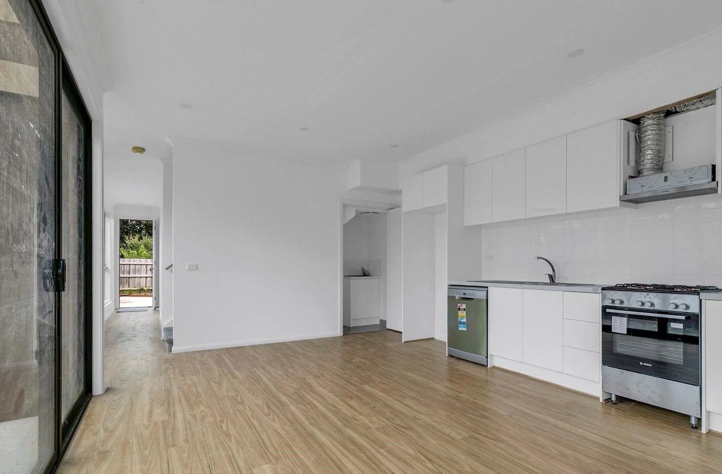 Heidelberg West - 4 Ceram Court, Heidelberg West, VIC 3081 - Townly - 8.jpg