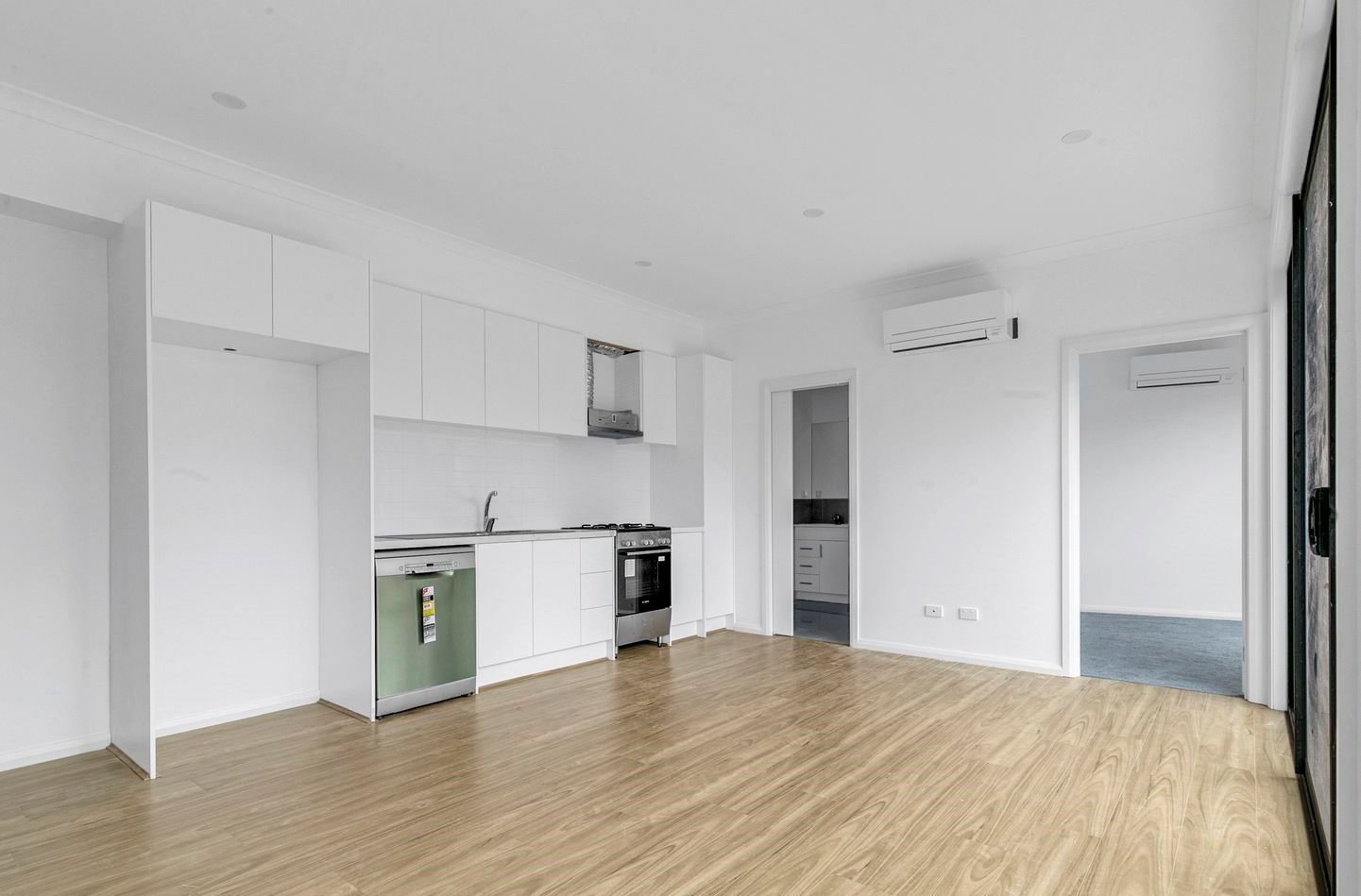 Heidelberg West - 4 Ceram Court, Heidelberg West, VIC 3081 - Townly - 9.jpg