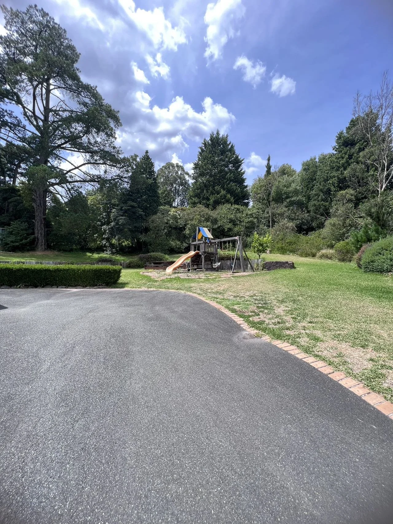 Park Orchards - 57-59 Gosford Court, Park Orchards, VIC 3114 - Townly - 9.jpg