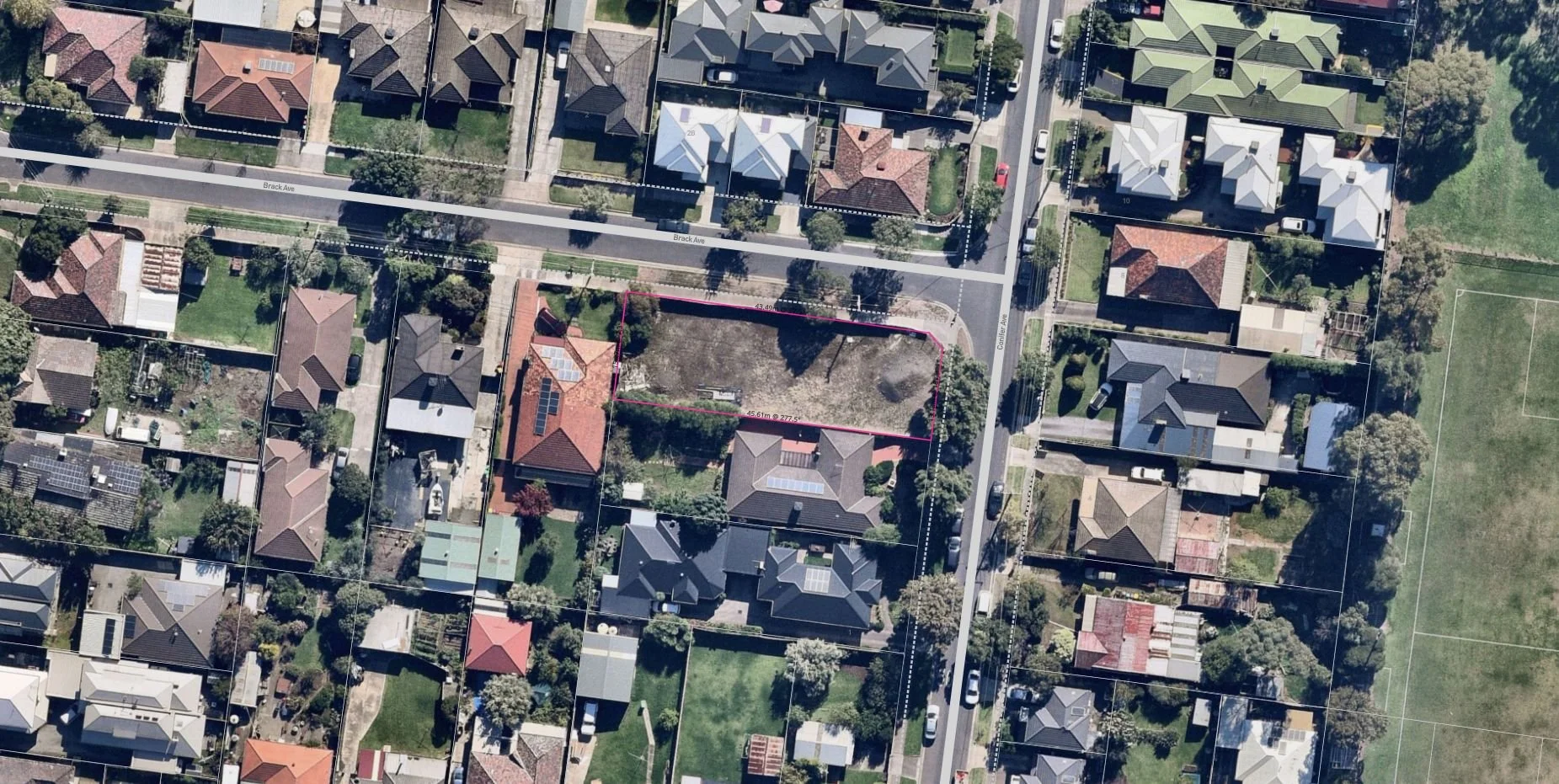 Brooklyn - 5 Conifer Avenue, Brooklyn, VIC 3012 - Townly - 2.jpg