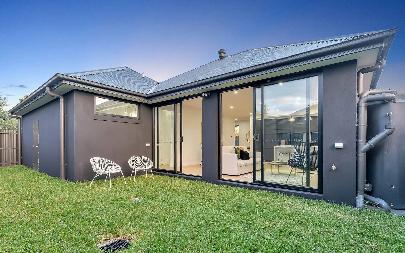 Cheltenham - 61 Follett Road, Cheltenham, VIC 3192 - Townly - 19.jpg