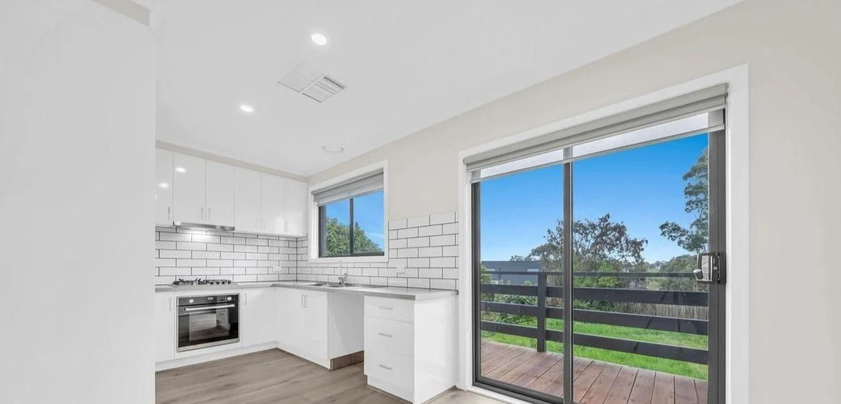 Noble Park - 18 Ellt Crescent, Noble Park, VIC 3174 - Townly - 9.jpg