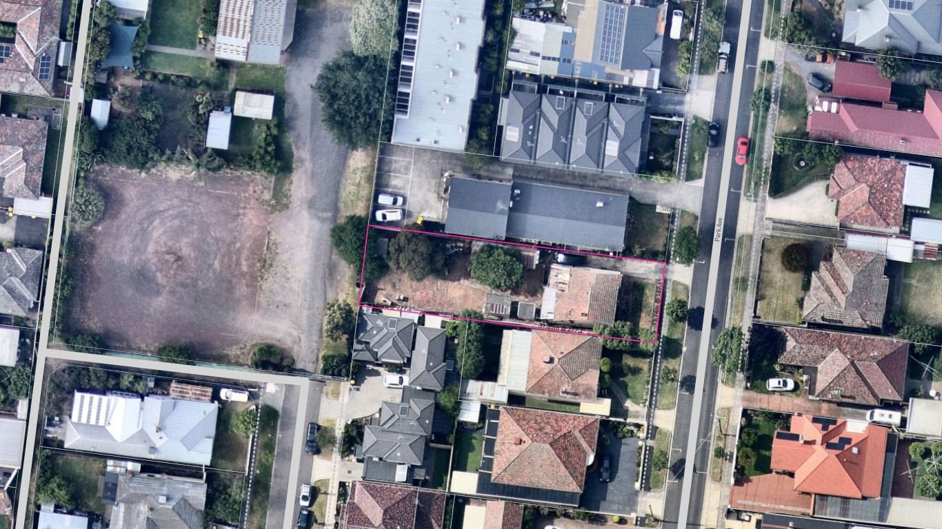 Preston - 13 Park Avenue, Preston, VIC 3072 - Townly - 2.jpg