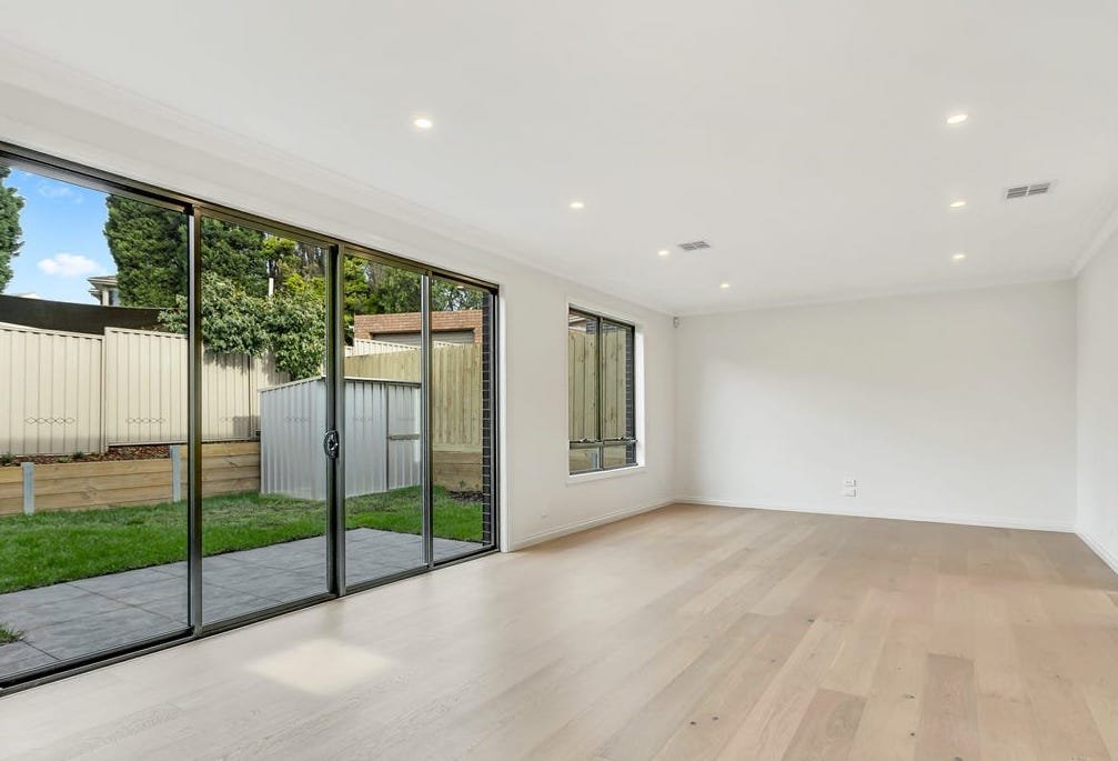 Wantirna - Barmah Residence - 47 Barmah Drive East, Wantirna, VIC 3152 - Townly - 13.jpg