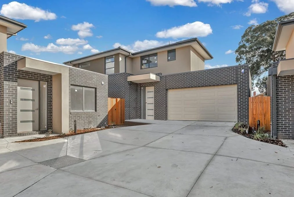Wantirna - Barmah Residence - 47 Barmah Drive East, Wantirna, VIC 3152 - Townly - 1.jpg