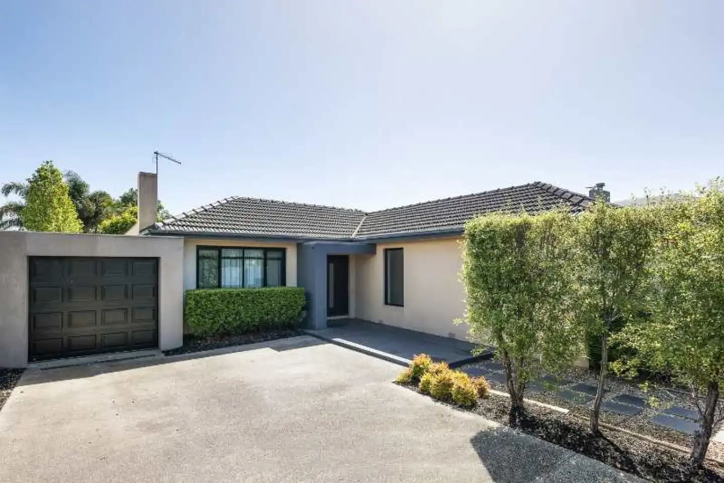 Brighton East - 355 South Road, Brighton East, VIC 3187 - Townly - 19.jpg