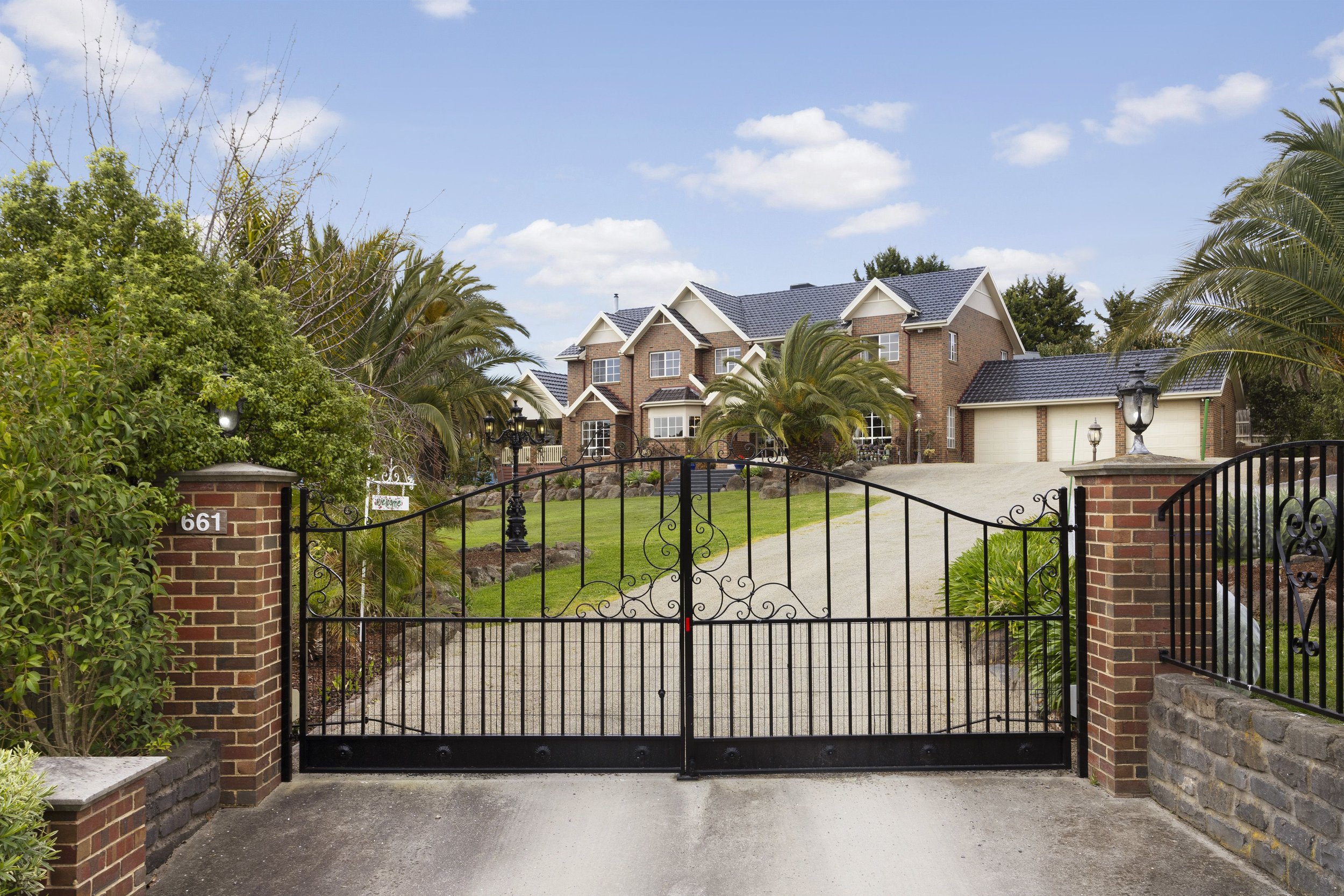 Ringwood North - 661 Ringwood-Warrandyte Road, Ringwood North, VIC 3134 - Townly - 1.jpg