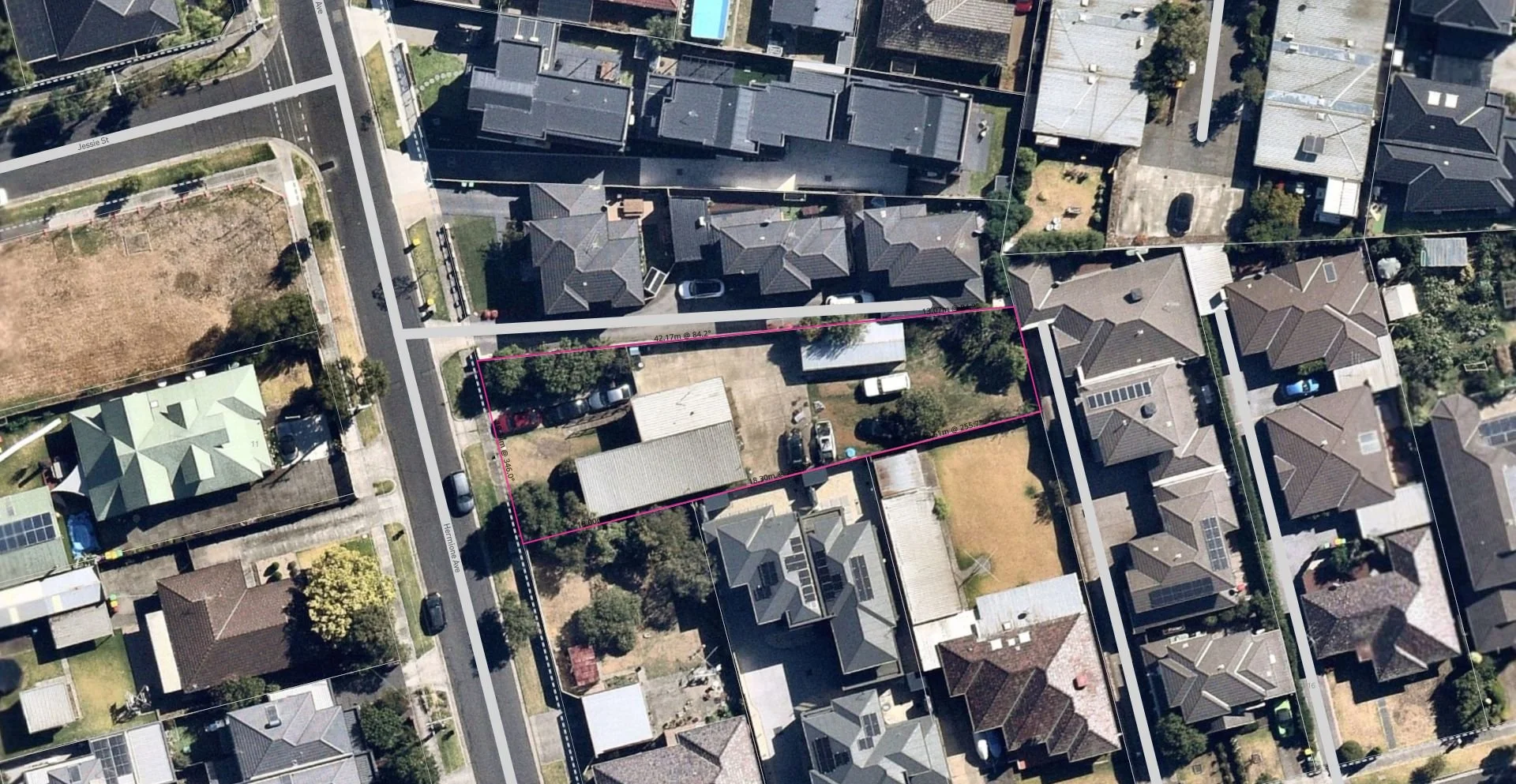 Oak Park - 2 Hermione Avenue, Oak Park, VIC 3046 - Townly - 1.jpg