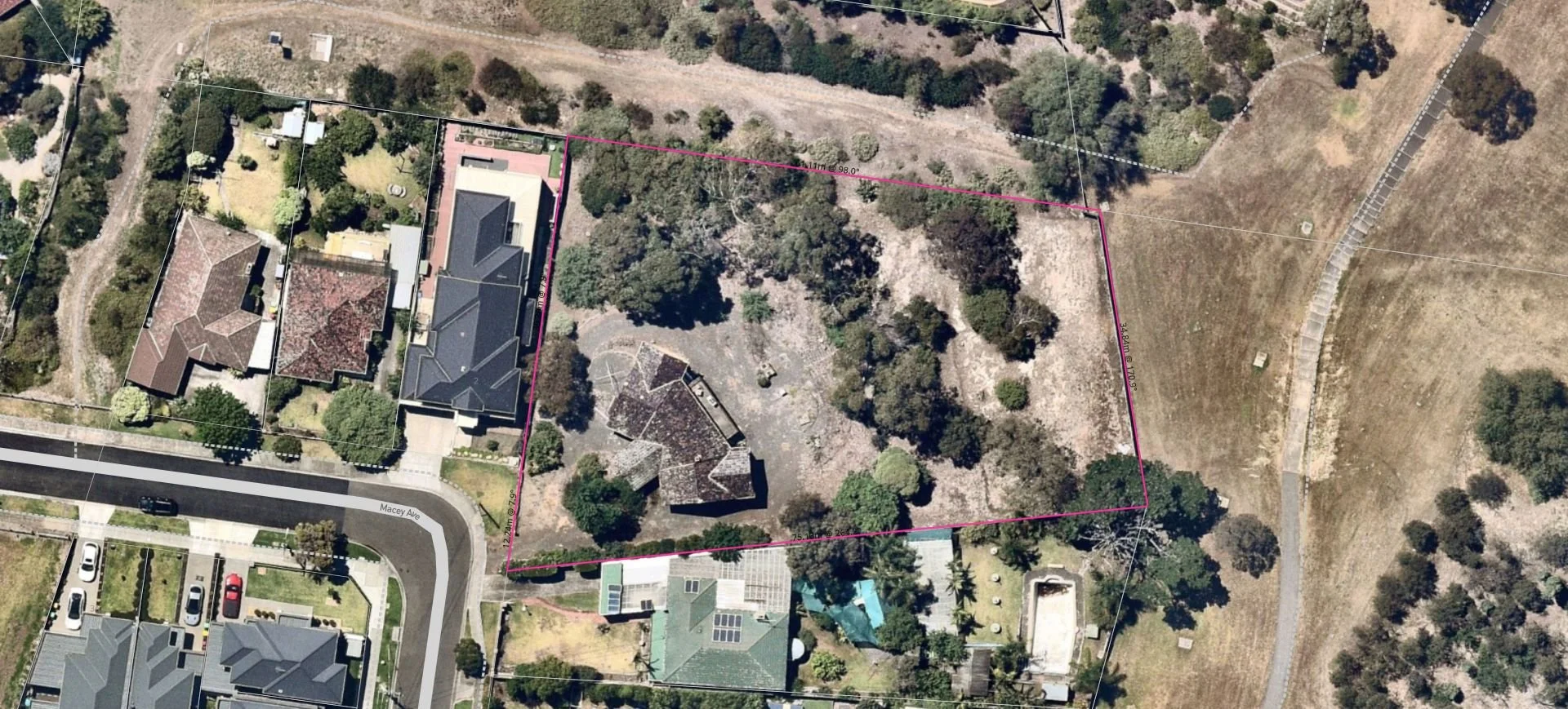 Avondale Heights - 30 Riverview Street, Avondale Heights, VIC 3034 - Townly - 2.jpg