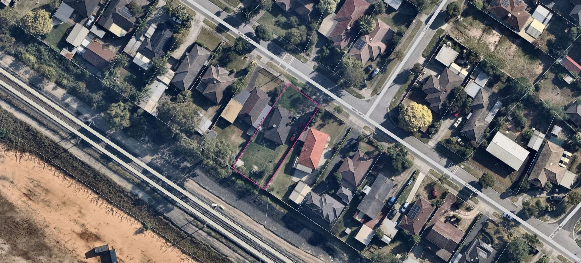 Narre Warren - 65 Valley Fair Drive, Narre Warren, VIC 3805 - Townly - 2.jpg