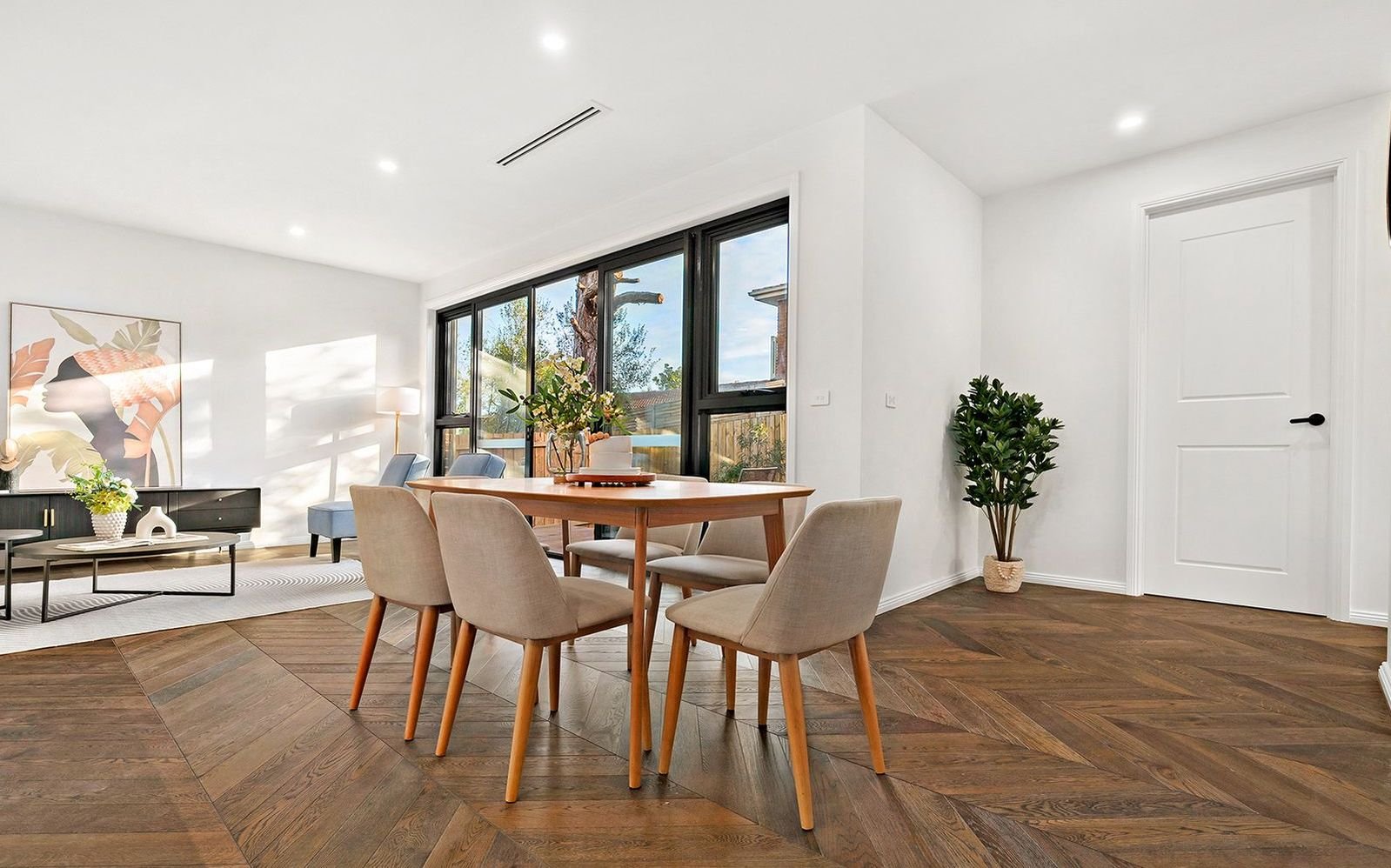 Vermont South - 2 Overland Drive, Vermont South, VIC 3133 - Townly - 7.jpeg