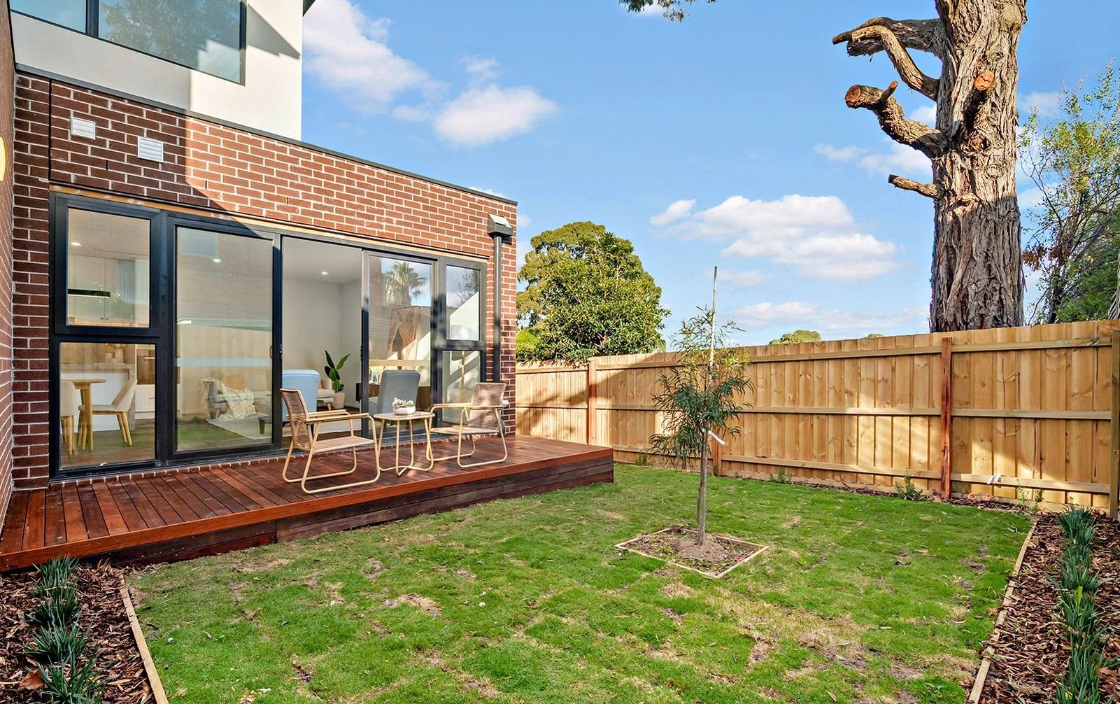 Vermont South - 2 Overland Drive, Vermont South, VIC 3133 - Townly - 2.jpeg
