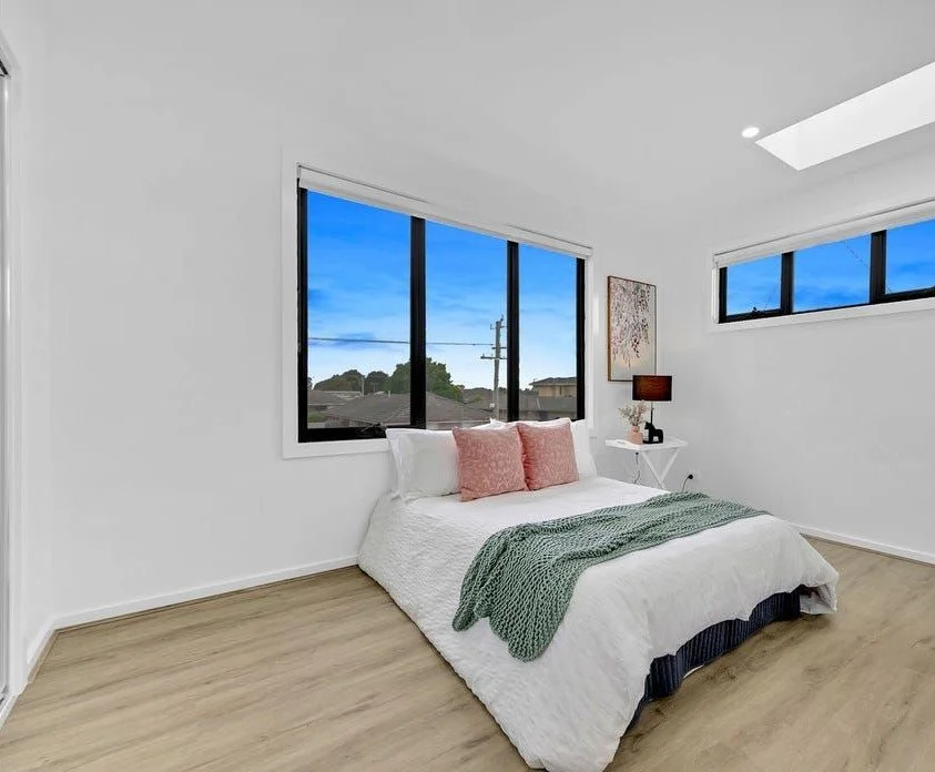 Craigieburn - 24 Wattleglen Street, Craigieburn, VIC 3064 - Townly - 6.jpg