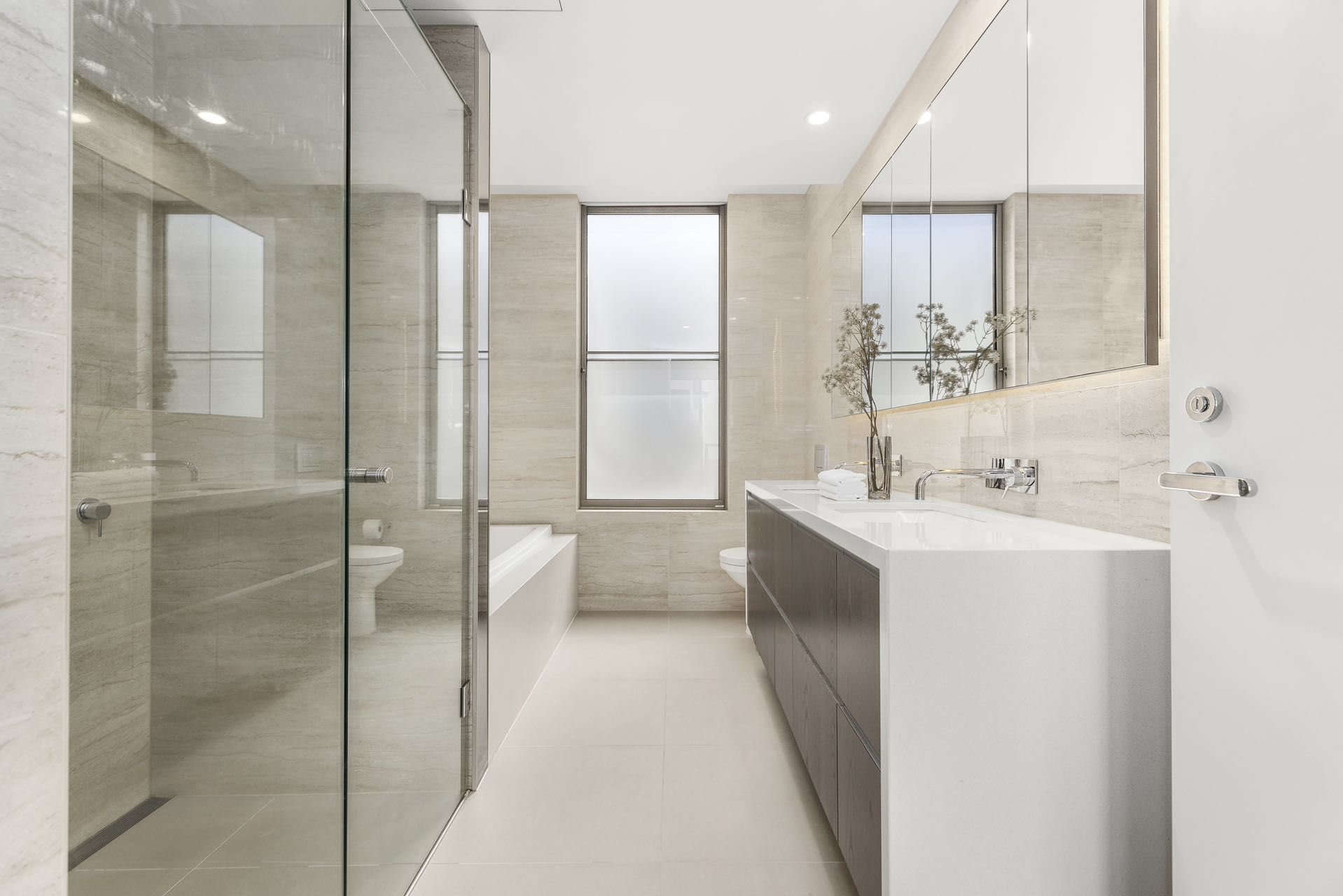 Kew - 6 Monterey Close, Kew, VIC 3101 - Townly - 2.jpg