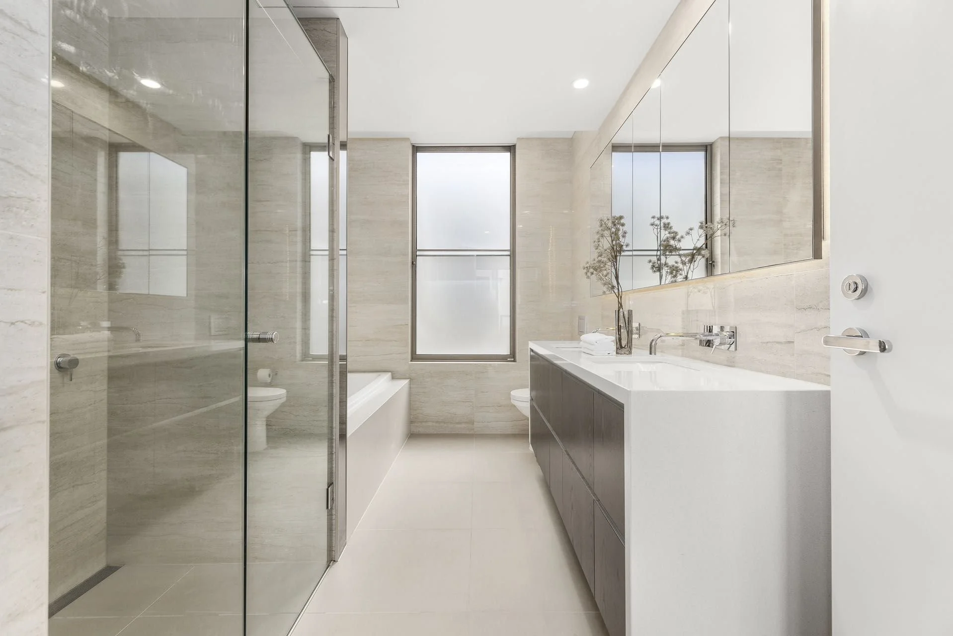 Kew - 6 Monterey Close, Kew, VIC 3101 - Townly - 2.jpg