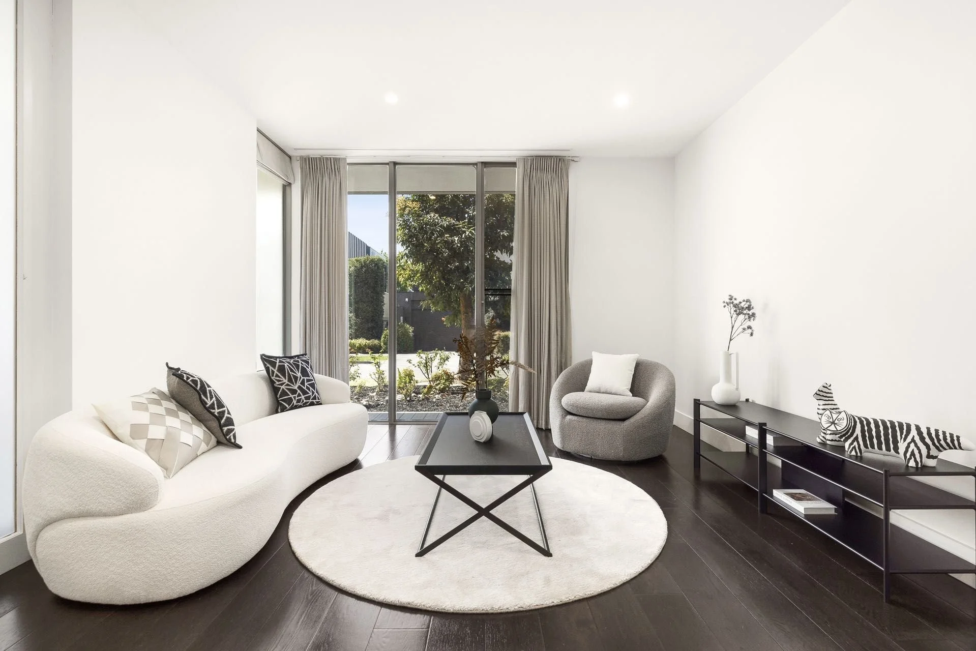 Kew - 6 Monterey Close, Kew, VIC 3101 - Townly - 15.jpg