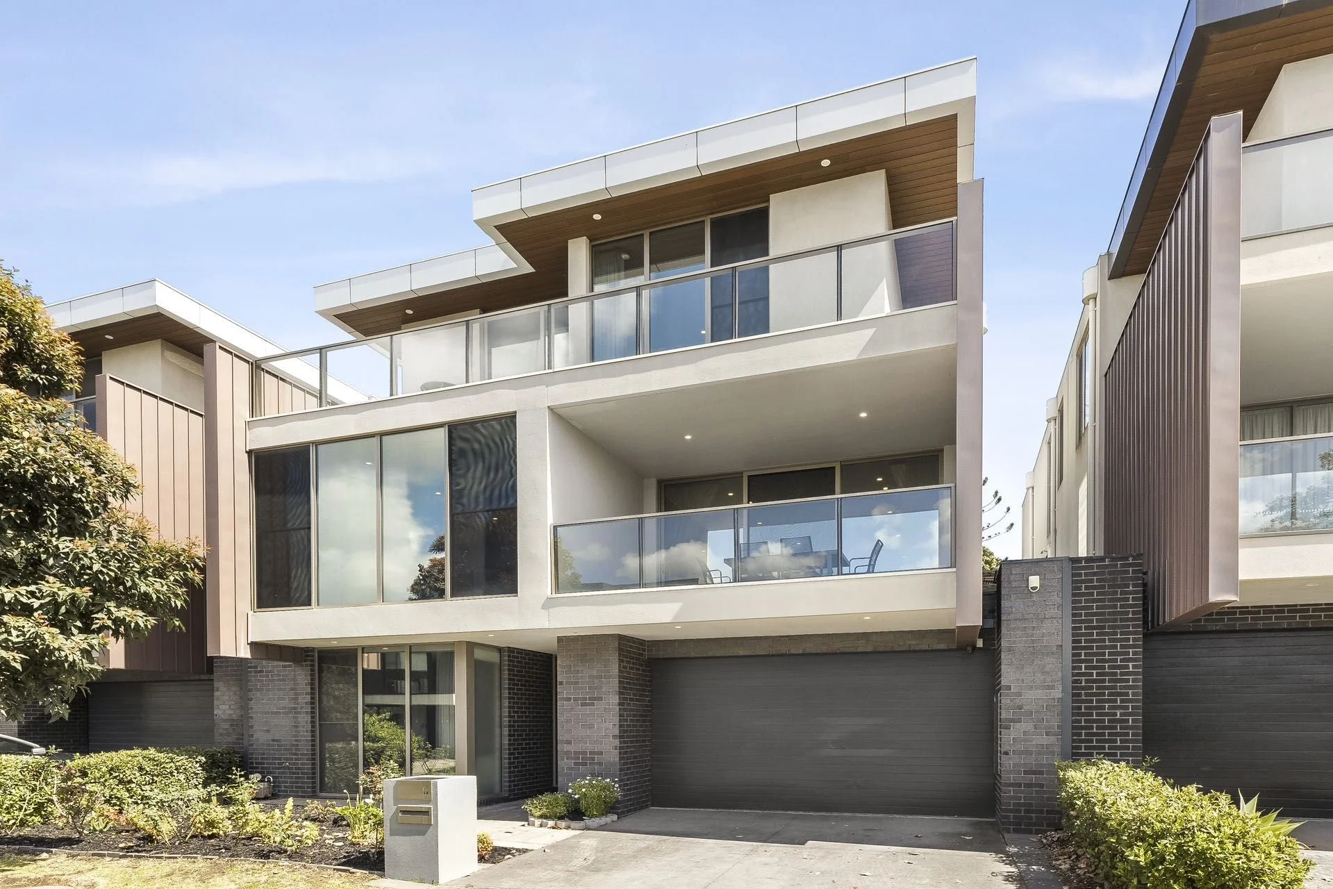 Kew - 6 Monterey Close, Kew, VIC 3101 - Townly - 16.jpg