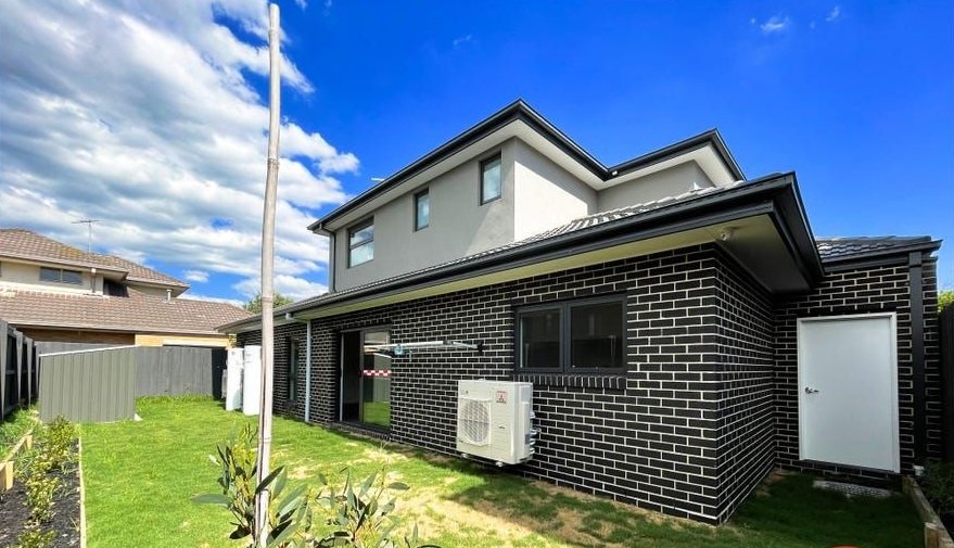 Clayton - 13 Iona Street, Clayton, VIC 3168 - Townly - 2.jpg